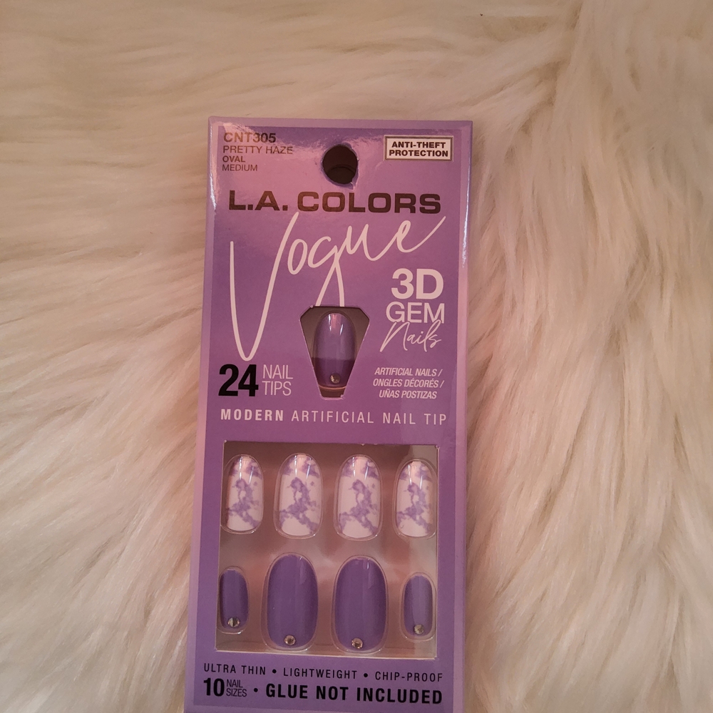 L.A. Colors 3D Gem Nails in Lavender and White